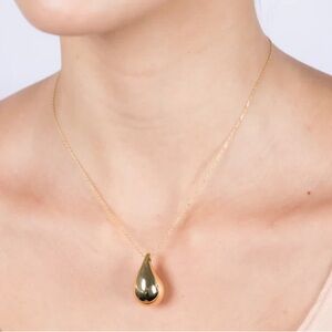 Louise Carter 18k Gold Plated Waterproof Stainless Tear Drop Necklace
